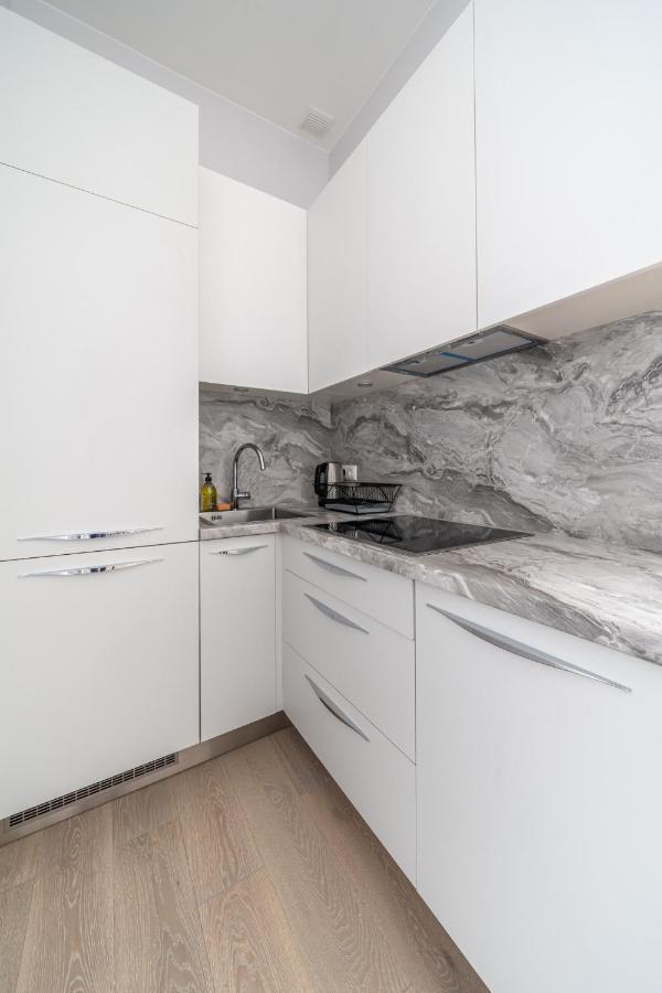 New Comfortable 2 Bedroom Cottage W/Big Terrace Jurmala Luaran gambar