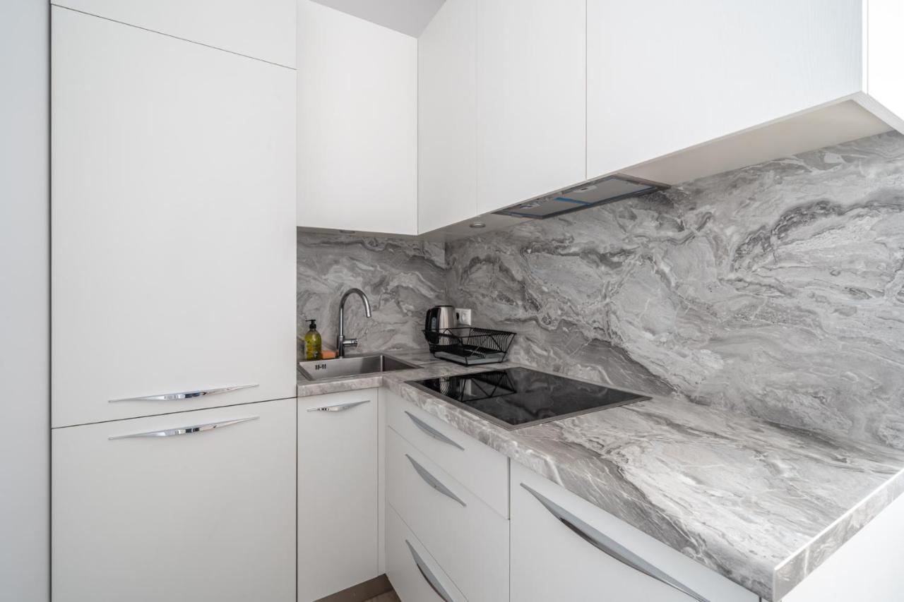 New Comfortable 2 Bedroom Cottage W/Big Terrace Jurmala Luaran gambar